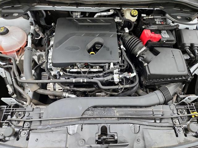 Photo of 2020 White Ford Escape