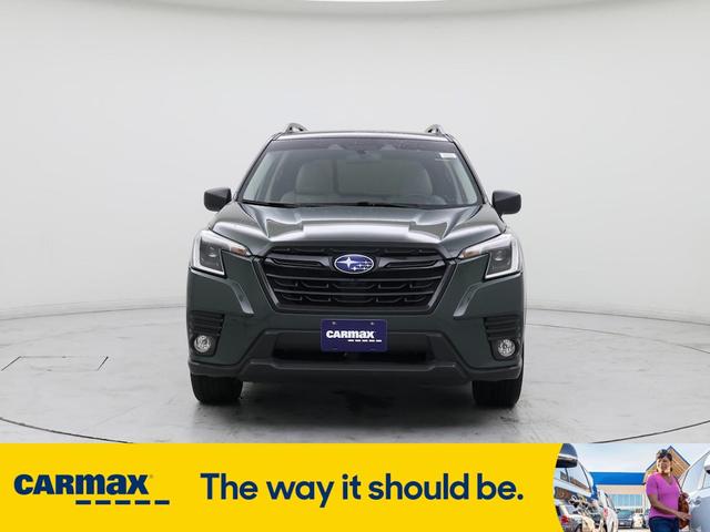Photo of 2023 Green Subaru Forester