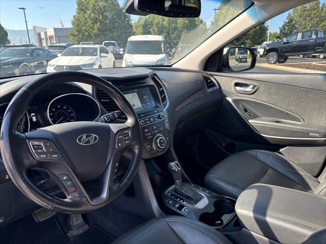 Photo of 2017 Monaco White Hyundai SANTA FE