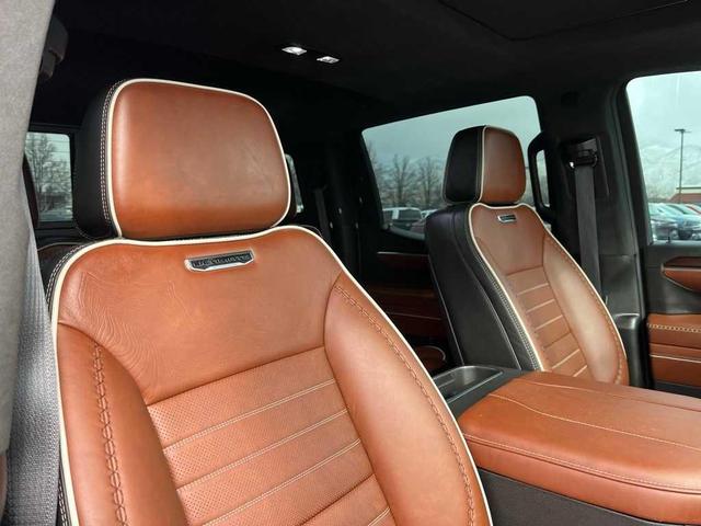 Photo of 2024 Onyx Black GMC Sierra 1500