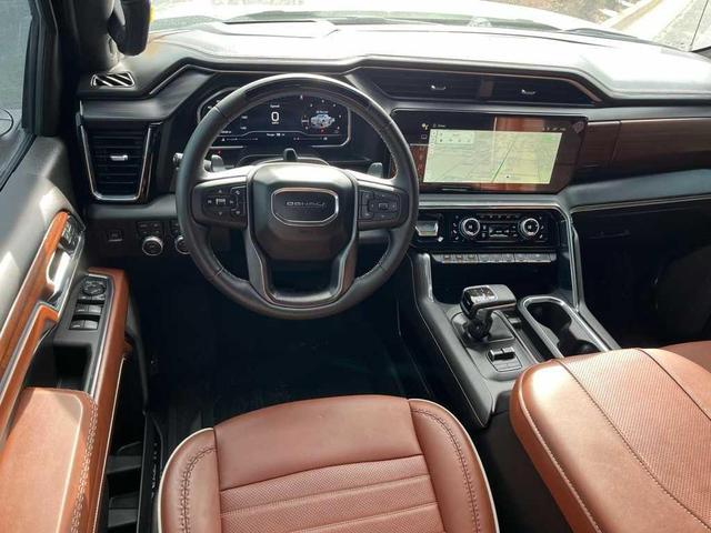 Photo of 2024 Onyx Black GMC Sierra 1500