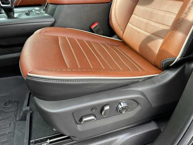 Photo of 2024 Onyx Black GMC Sierra 1500