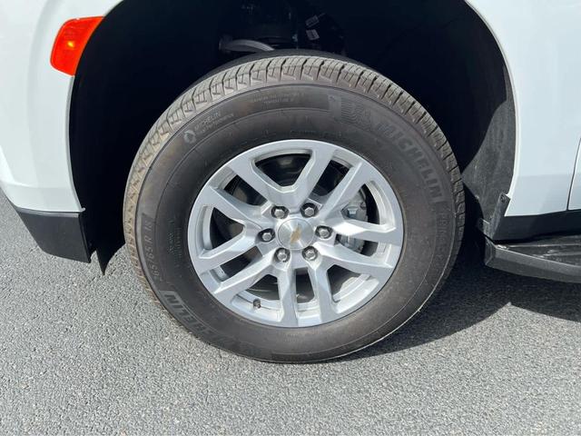 Photo of 2024 Summit White Chevrolet Tahoe