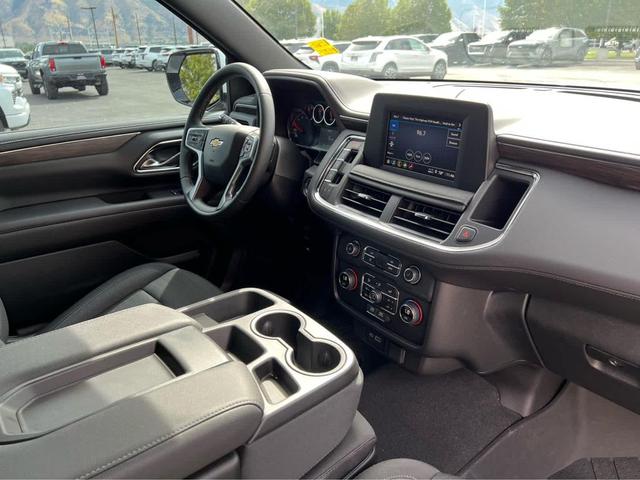 Photo of 2024 Summit White Chevrolet Tahoe