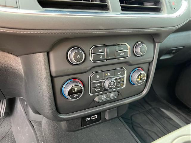 Photo of 2024 Summit White Chevrolet Tahoe