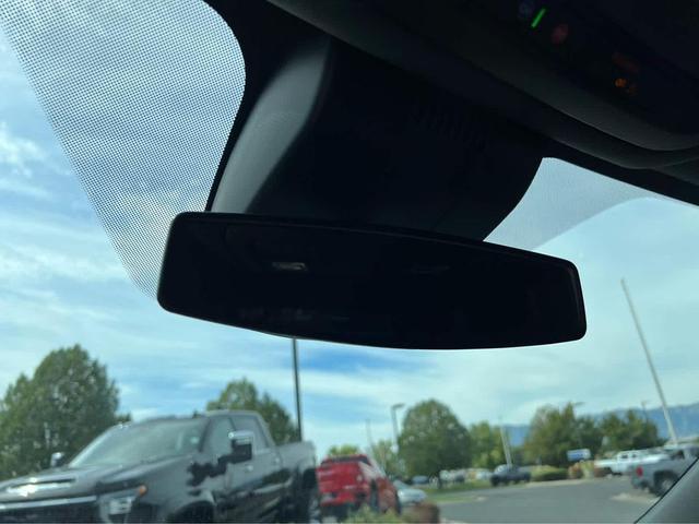 Photo of 2024 Summit White Chevrolet Tahoe