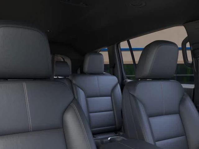 Photo of 2025 Crystal Metallic GMC Acadia