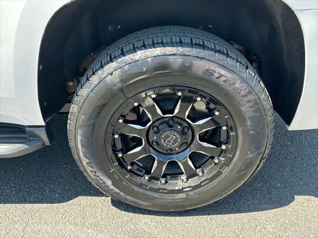 Photo of 2018 Iridescent Pearl Tricoat Chevrolet Tahoe