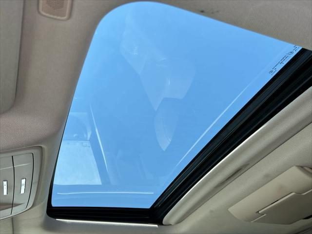 Photo of 2018 Iridescent Pearl Tricoat Chevrolet Tahoe