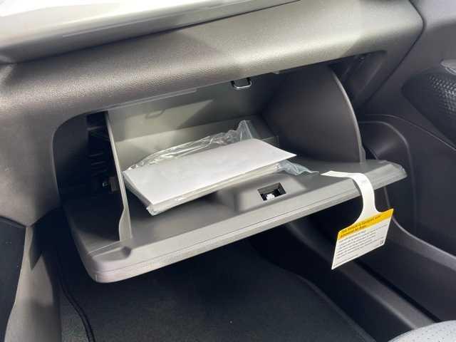 Photo of 2025 Summit White Chevrolet Trax