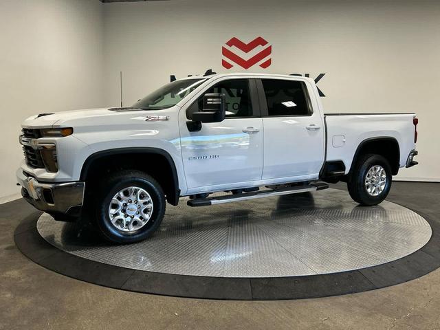 Photo of 2024 Summit White Chevrolet Silverado 2500