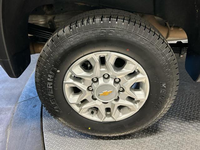 Photo of 2024 Summit White Chevrolet Silverado 2500