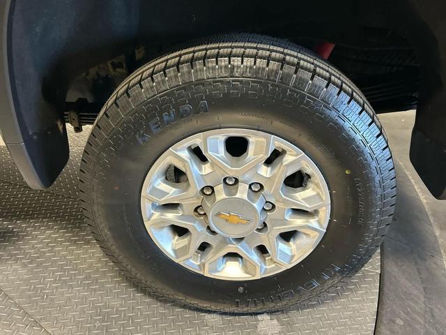 Photo of 2024 Summit White Chevrolet Silverado 2500