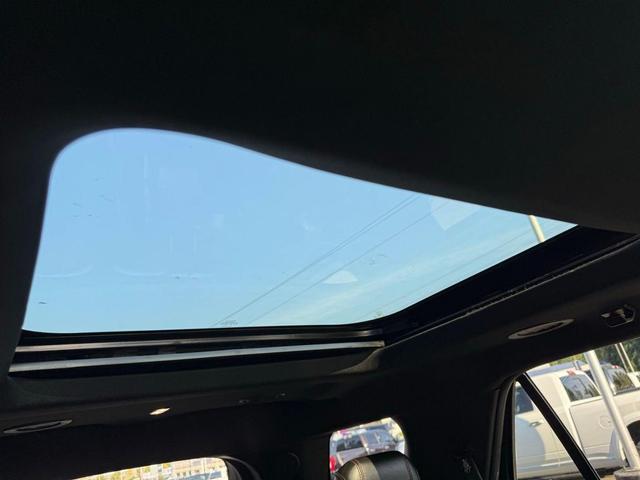 Photo of 2018 Shadow Black Ford Explorer