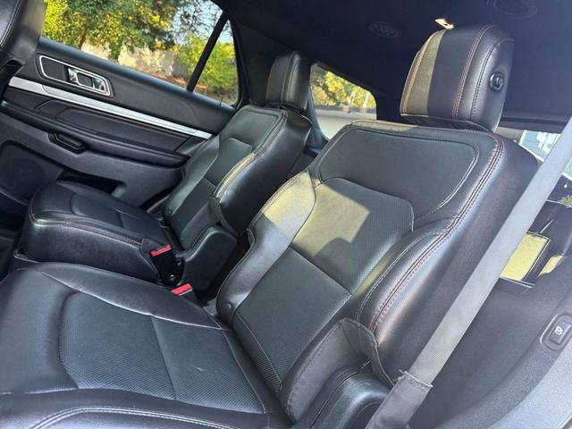 Photo of 2018 Shadow Black Ford Explorer