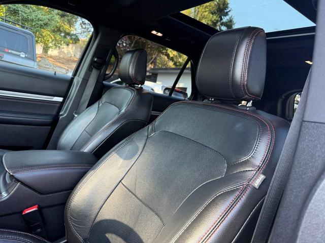 Photo of 2018 Shadow Black Ford Explorer