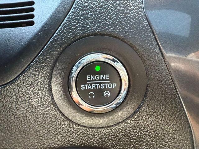Photo of 2018 Shadow Black Ford Explorer