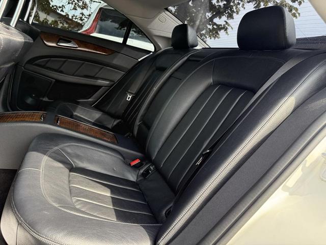 Photo of 2012 white Mercedes-Benz CLS-Class