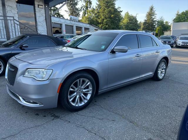 2018 Chrysler 300