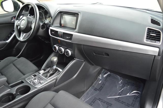 Photo of 2016 Sonic Silver Metallic Mazda CX-5