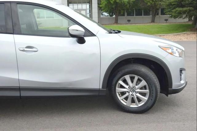 Photo of 2016 Sonic Silver Metallic Mazda CX-5