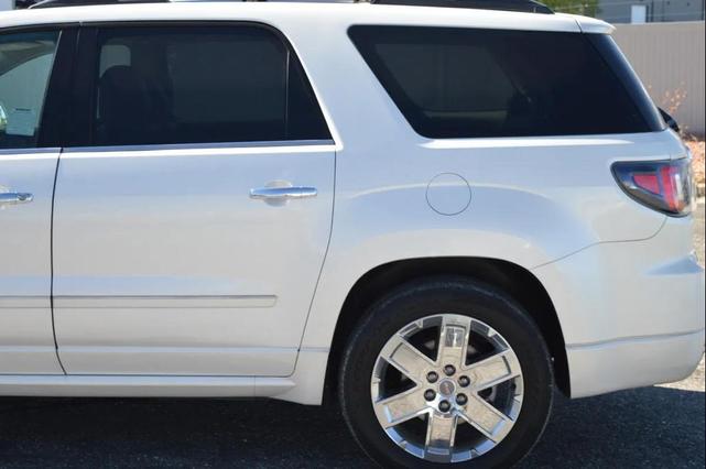 Photo of 2015 White Diamond Tricoat GMC Acadia