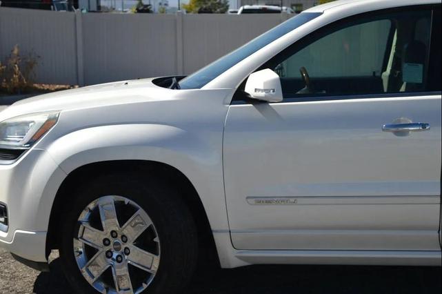 Photo of 2015 White Diamond Tricoat GMC Acadia