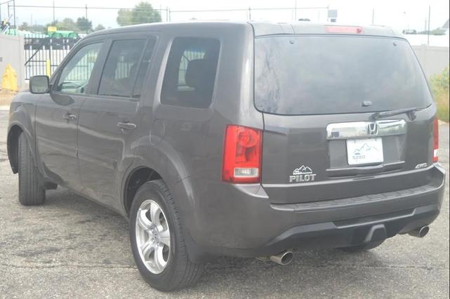 Photo of 2013 Polished Metal Metallic Honda Pilot