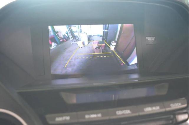 Photo of 2013 Polished Metal Metallic Honda Pilot