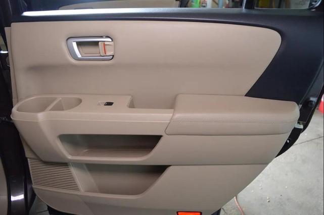 Photo of 2013 Polished Metal Metallic Honda Pilot