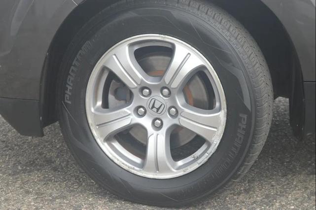 Photo of 2013 Polished Metal Metallic Honda Pilot