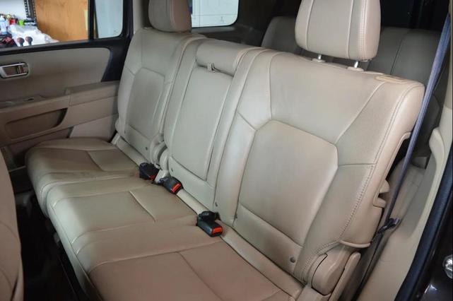 Photo of 2013 Polished Metal Metallic Honda Pilot