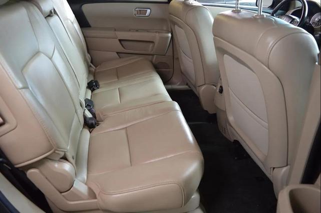 Photo of 2013 Polished Metal Metallic Honda Pilot
