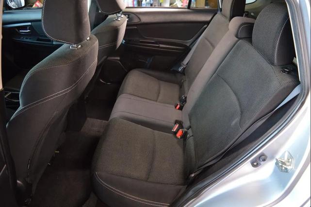 Photo of 2014 Ice Silver Metallic Subaru XV Crosstrek