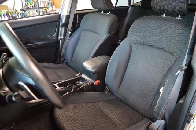 Photo of 2014 Ice Silver Metallic Subaru XV Crosstrek
