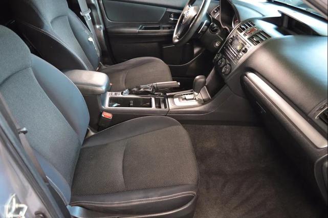 Photo of 2014 Ice Silver Metallic Subaru XV Crosstrek