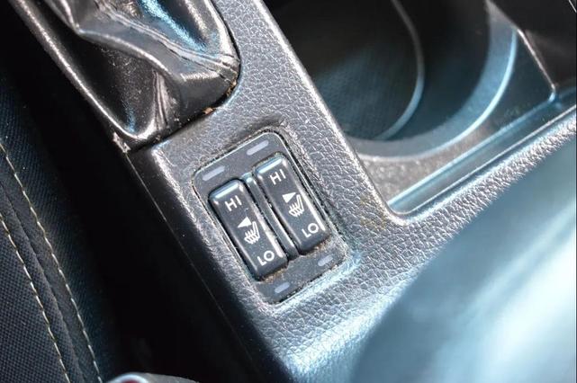 Photo of 2014 Ice Silver Metallic Subaru XV Crosstrek