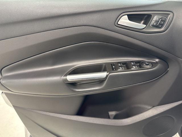 Photo of 2018 Ingot Silver Ford Escape
