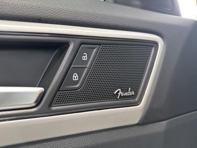 Photo of 2022 White Pearl Volkswagen Atlas Cross Sport