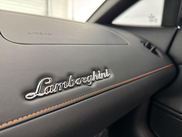 Photo of 2014 Black Lamborghini Gallardo