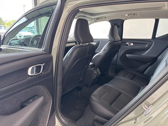 Photo of 2024 Sage Green Metallic Volvo XC40