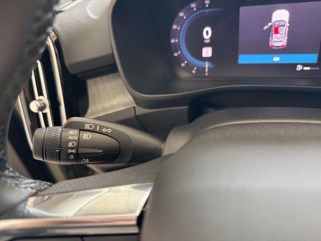 Photo of 2024 Sage Green Metallic Volvo XC40