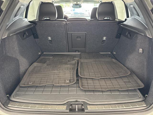 Photo of 2024 Sage Green Metallic Volvo XC40