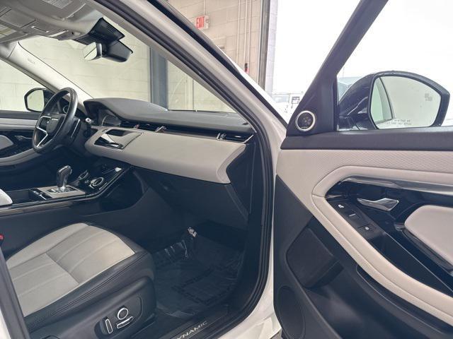 Photo of 2022 White Land Rover Range Rover Evoque
