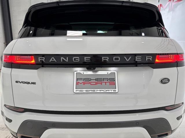Photo of 2022 White Land Rover Range Rover Evoque
