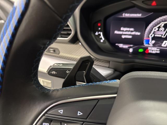 Photo of 2020 Blue Lamborghini Urus