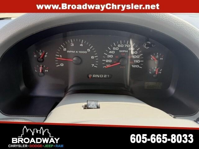 Photo of 2004 Silver Ford F-150