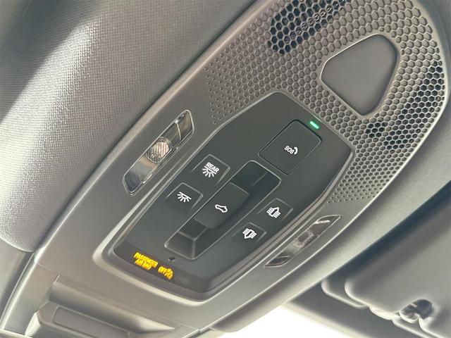 Photo of 2025 Black Metallic Porsche Cayenne