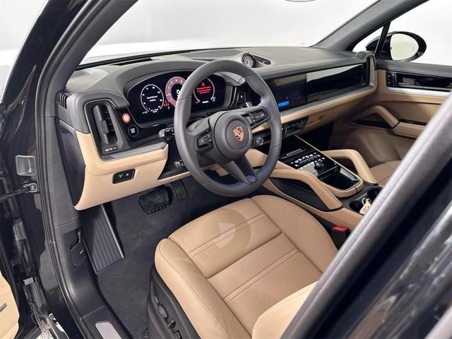 Photo of 2025 Black Metallic Porsche Cayenne