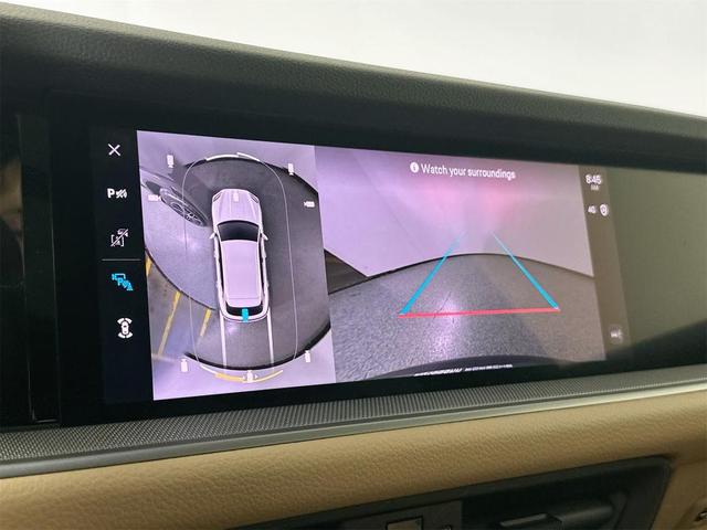 Photo of 2025 Black Metallic Porsche Cayenne